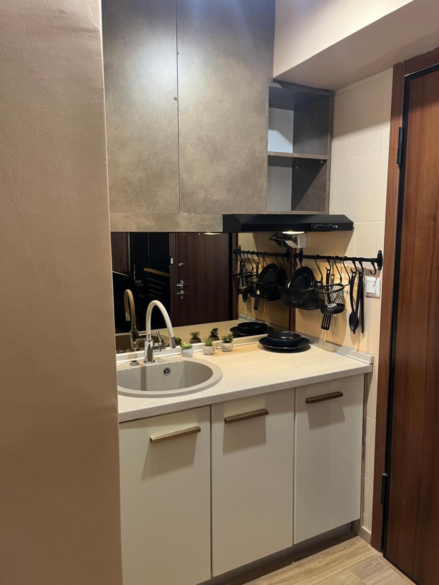 Square Vanilla Apartment